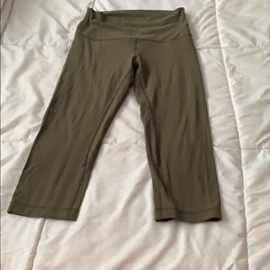 lulu lemon 3/4 leggings